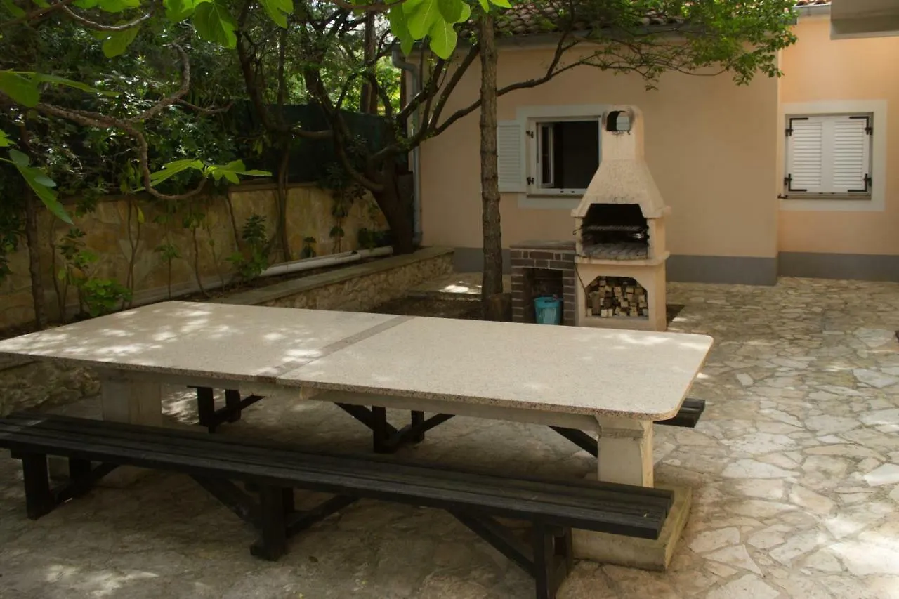 Apartmani Pucarin Punat Apartament